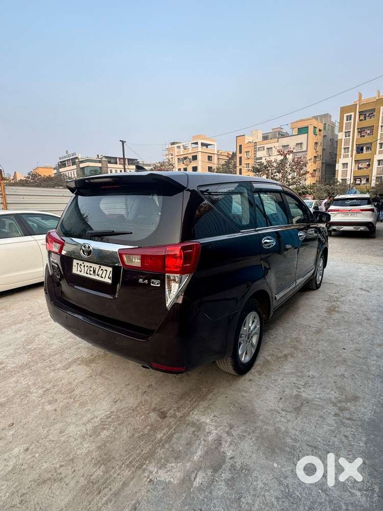 Toyota Innova Crysta 2.4 G Mt 8s, 2018, Diesel