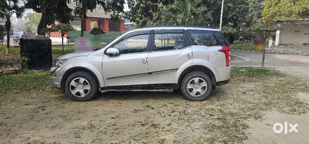 Mahindra Xuv500 2017 Diesel 85000 Km Driven