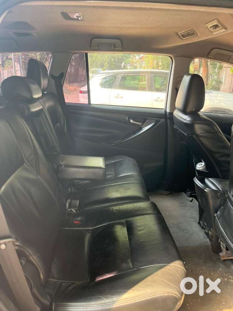 Toyota Innova Crysta 2017 Diesel 190000 Km Driven