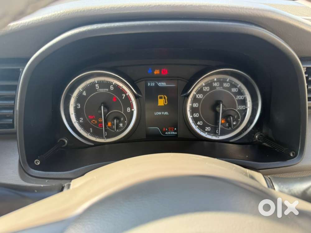 Maruti Suzuki Ertiga Vxi Cng 2025