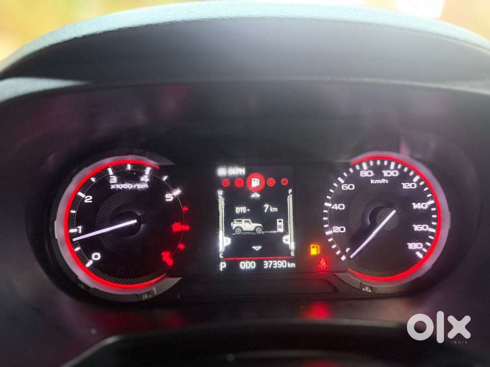 Mahindra Thar Lx Convertible Top Petrol At 4wd, 2021, Petrol