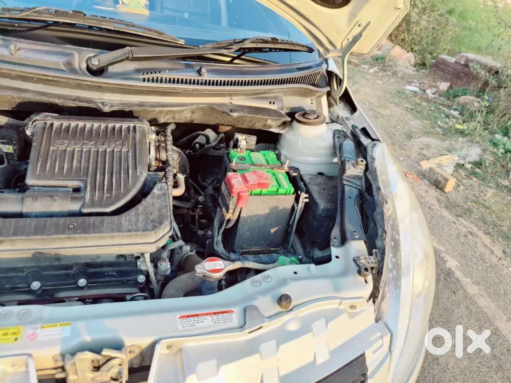 A Very Good Condition All Papers Complete Pollution Valid 4 Tyre New