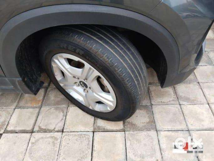 Kia Sonet 1.2 Htk, 2021