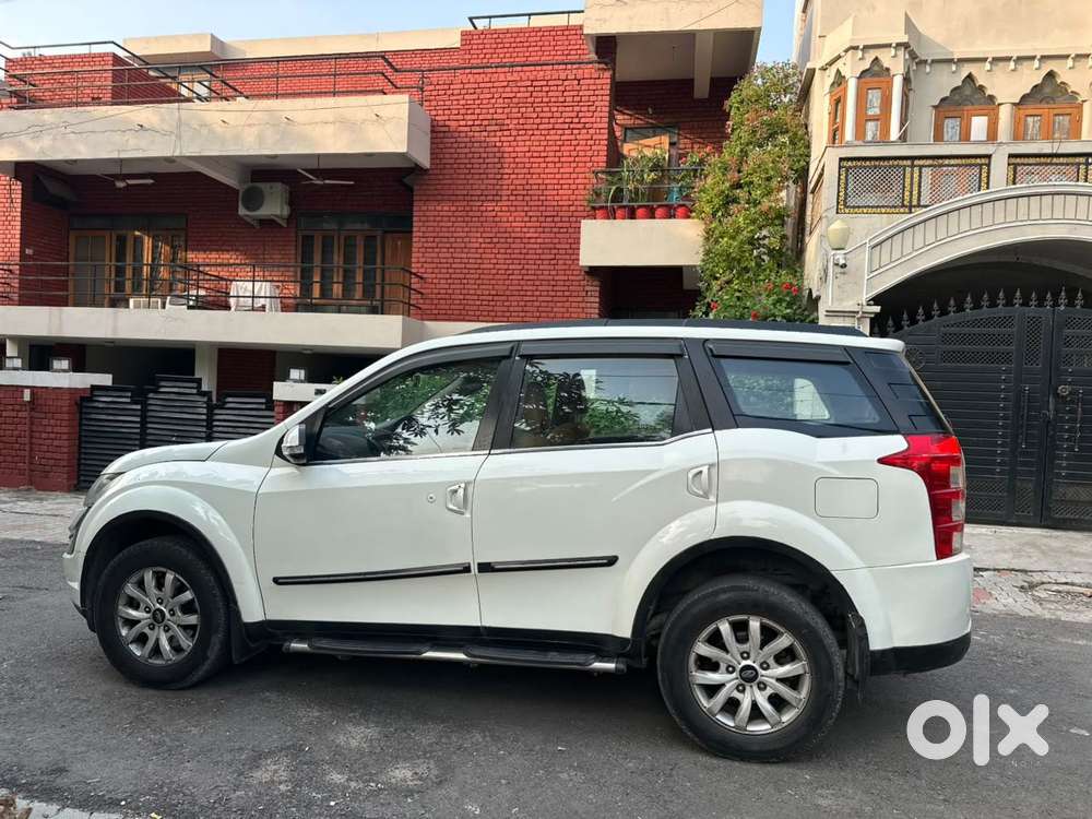 Mahindra Xuv500 2.2 W10 Sportz Edition Mt, 2016, Diesel