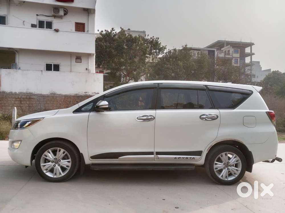 Toyota Innova Crysta 2.4 Z 7 Str, 2016, Diesel