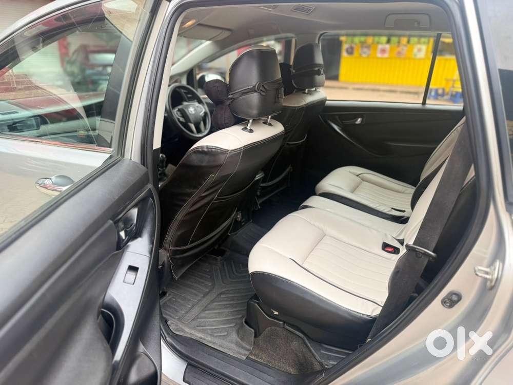 Toyota Innova Crysta 2020