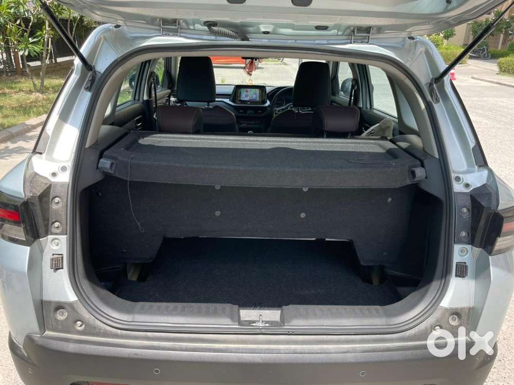 Maruti Suzuki Brezza Vxi Cng 2023 1 Owner Single Hand Drive