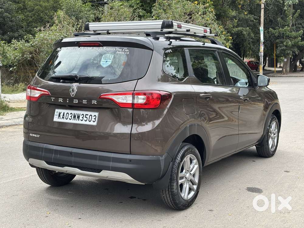 Renault Triber 1.0 Rxz Dual Tone, 2022, Petrol