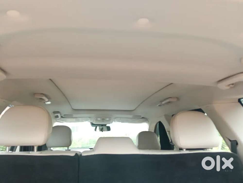 Mahindra Xuv700 Diesel Mt Luxury Pack 2024