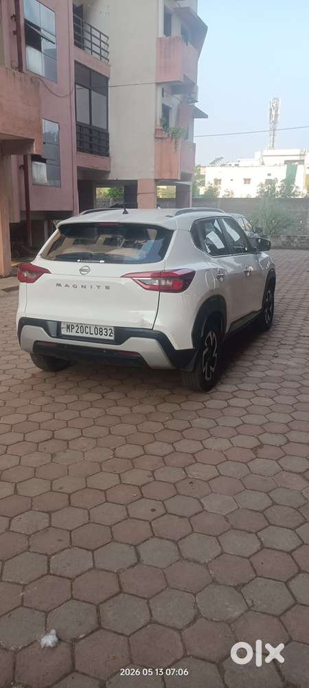 Nissan Magnite Petrol 118000 Km Driven