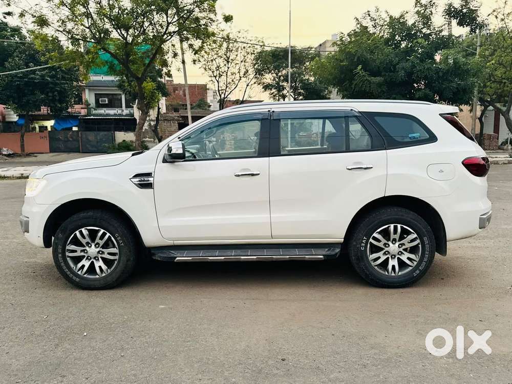 Ford Endeavour 3.2 Titanium 4x4 At, 2017, Diesel