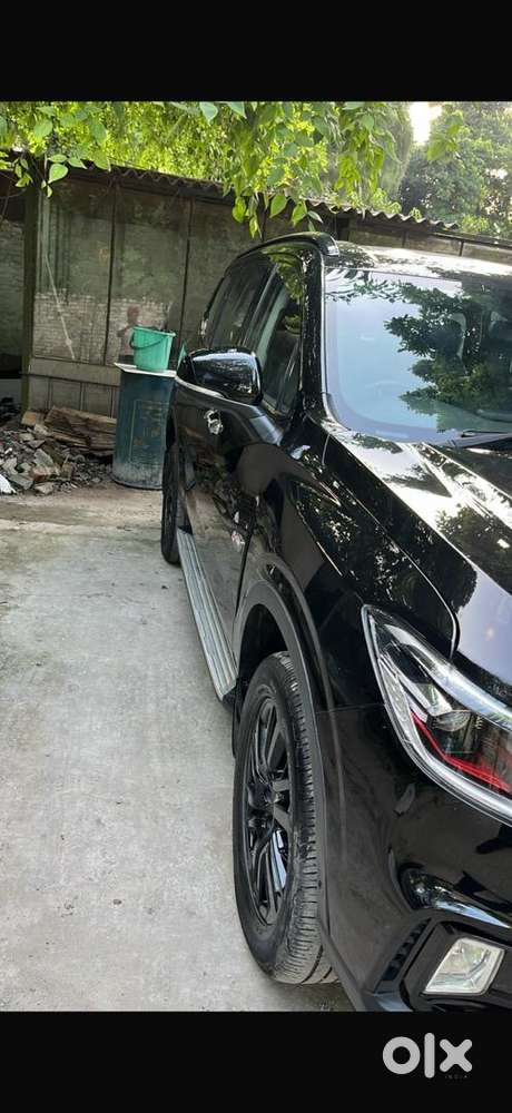 Mg Gloster 2025 Diesel 30000 Km Driven