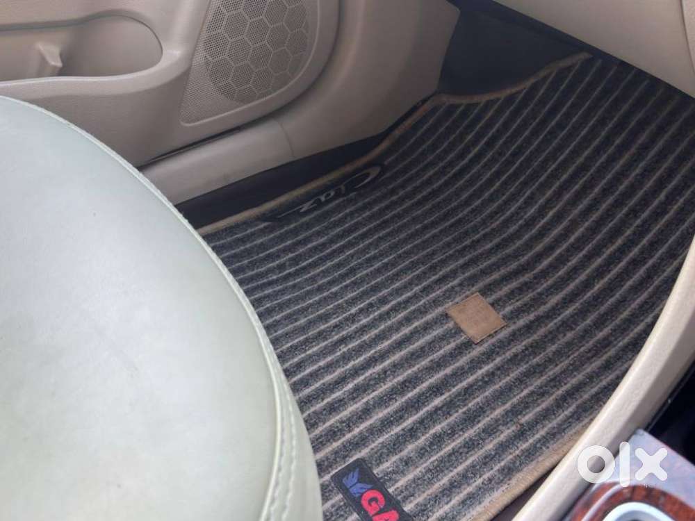 Maruti Suzuki Ciaz 2014-2017 At Zxi, 2015, Petrol