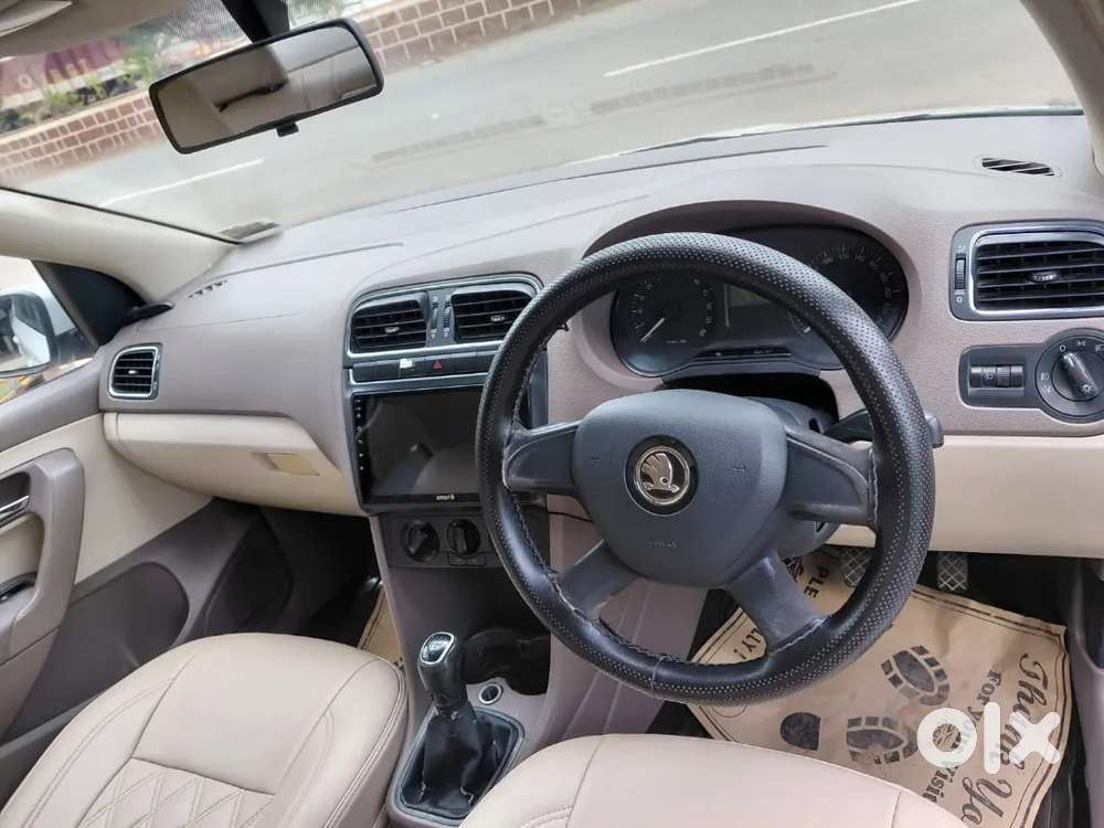 Skoda Rapid 2013 Diesel 106000 Km Driven