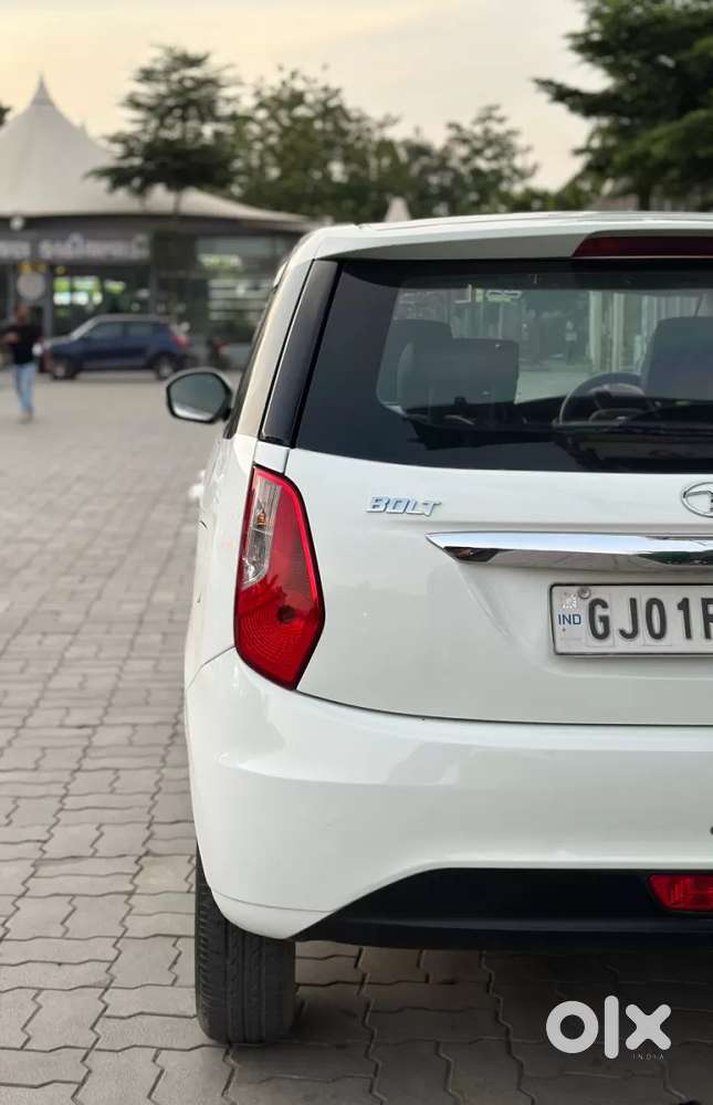 Tata Bolt Revotron Xt, 2016, Petrol
