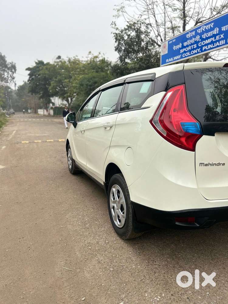 Mahindra Marazzo M2, 2018, Diesel