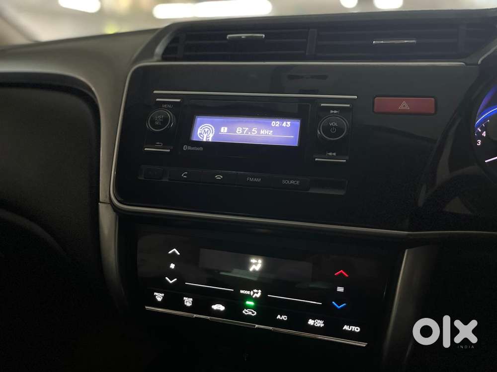 Honda City 1.5 V Cvt I-vtec Mt, 2022, Petrol