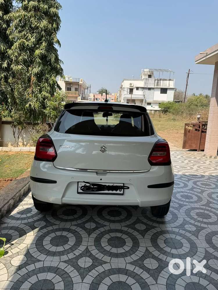 Maruti Swift Lxi 2024