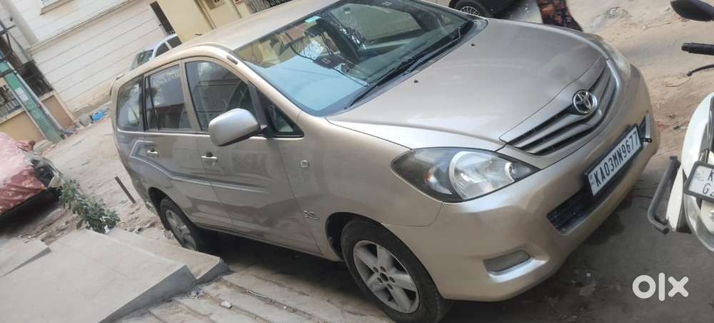Toyota Innova Diesel 2011