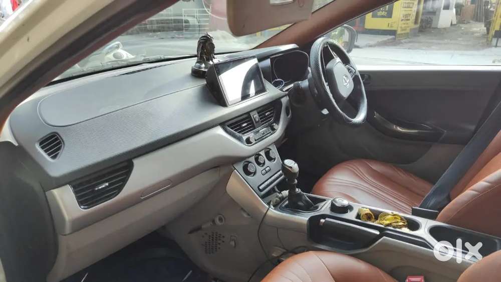 Tata Nexon 2018 Diesel 75000 Km Driven