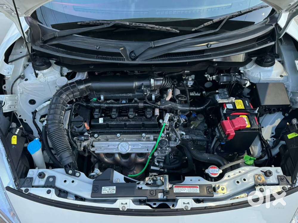 Maruti Suzuki Swift 1.2 Vxi (o), 2023, Petrol