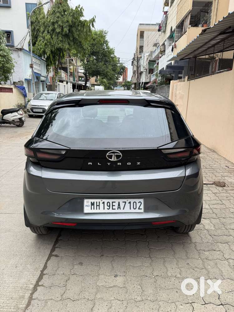 Tata Altroz 1.2 Xt, 2023, Petrol