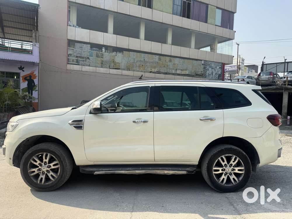 Ford Endeavour 3.2 Titanium At 4x4, 2016, Diesel