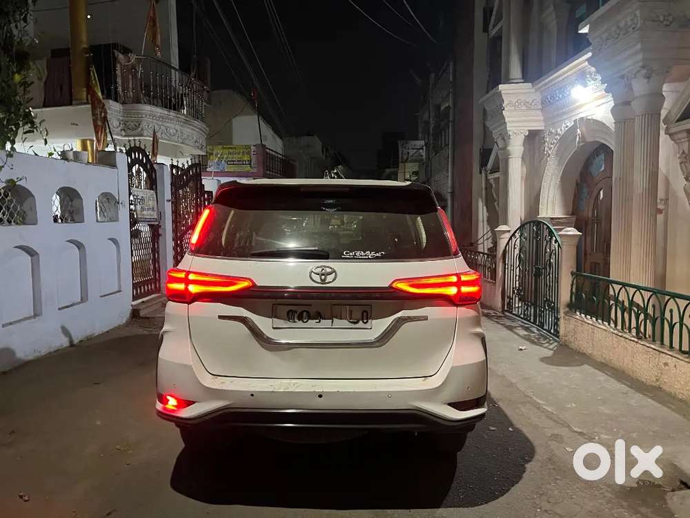Toyota Fortuner Legender 2020