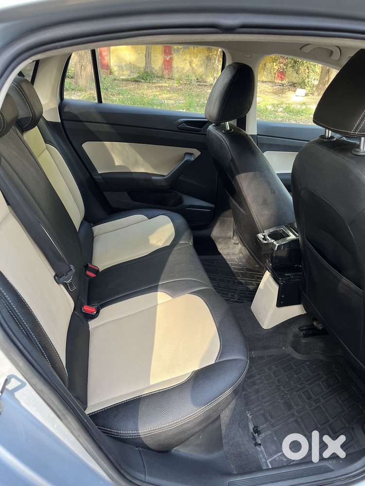 Skoda Slavia Active 1.0l Tsi Mt, 2022, Petrol