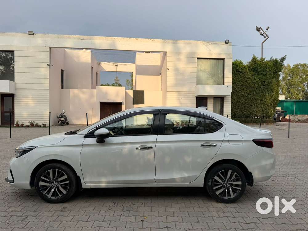 Honda City, 2022, Petrol