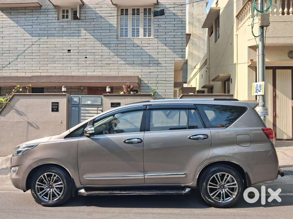 Toyota Innova Crysta 2.8 Zx At, 2017, Diesel