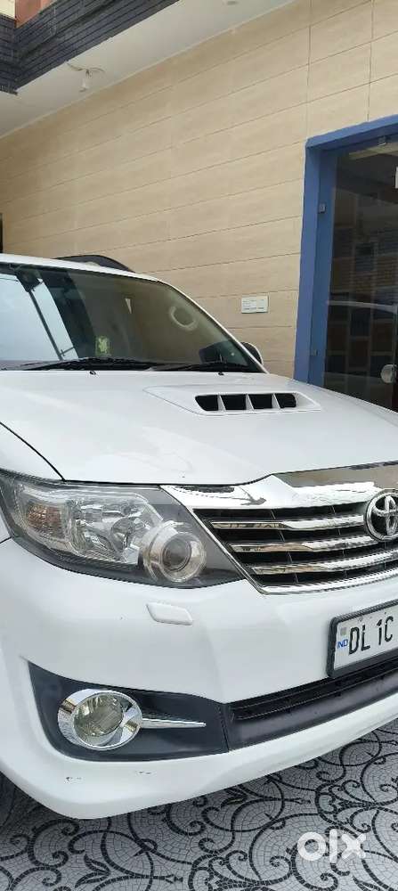 Toyota Fortuner 2014