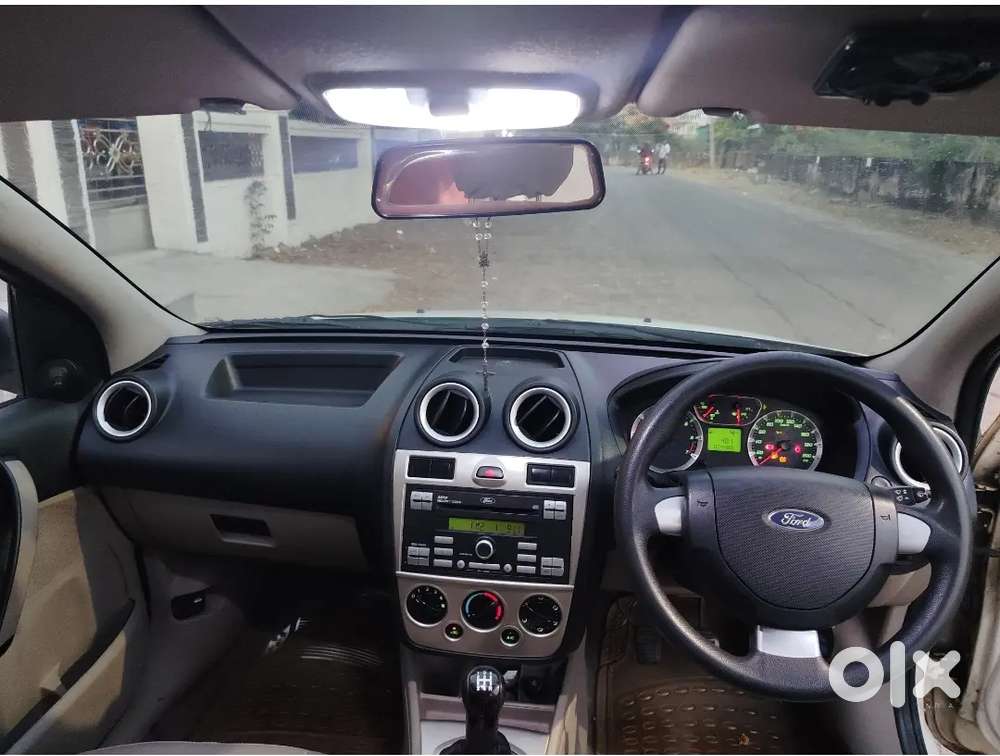 Well Maintained 1.6 Spl Edition Fird Fiesta For Sale