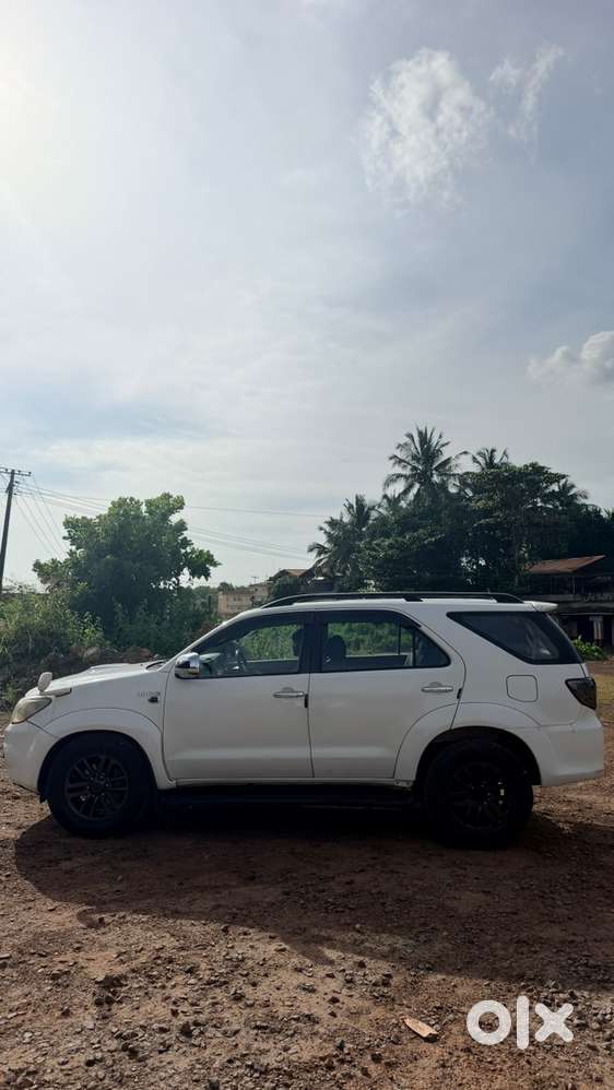 Toyota Fortuner Diesel 2010