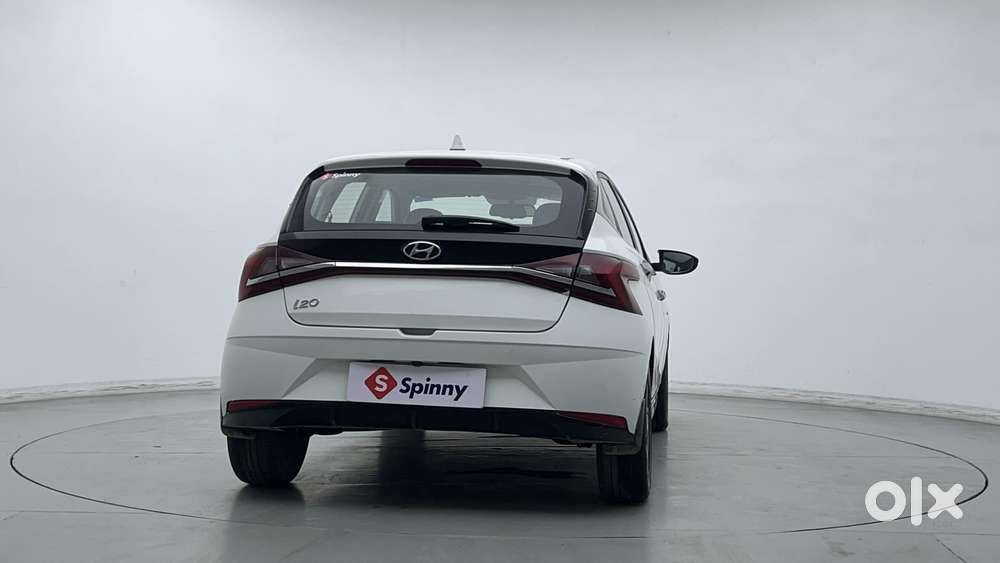 Hyundai I20 Asta (o) 1.2 Ivt Dual Tone, 2021, Petrol