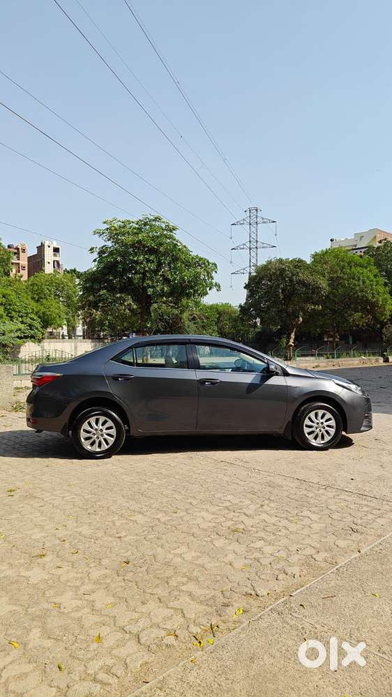 Toyota Corolla Altis 1.8 G Cvt, 2017, Petrol