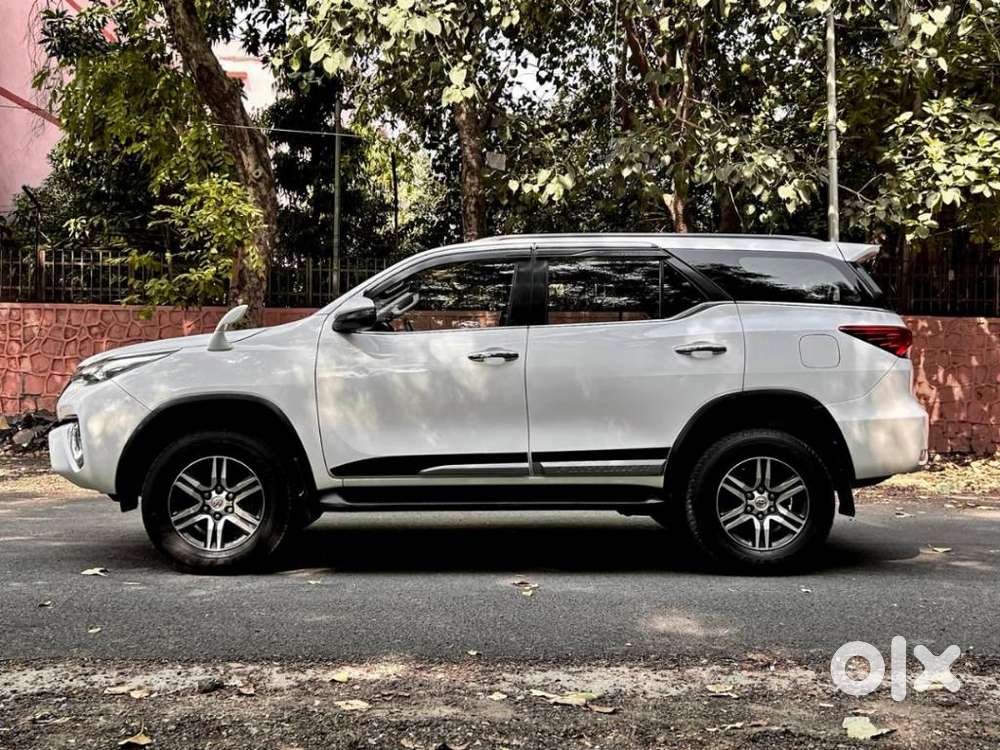Toyota Fortuner 4x2 At 2.8 Diesel, 2020, Diesel