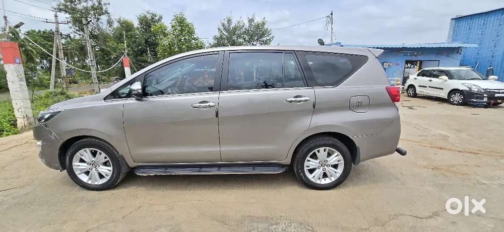 Toyota Innova Crysta 2.8z 2018