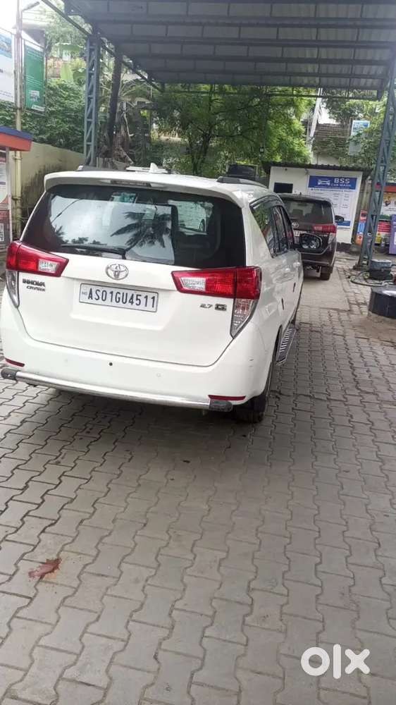 Innova Crysta Direct Owner's