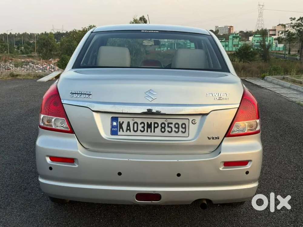 Maruti Suzuki Swift Dzire 2012