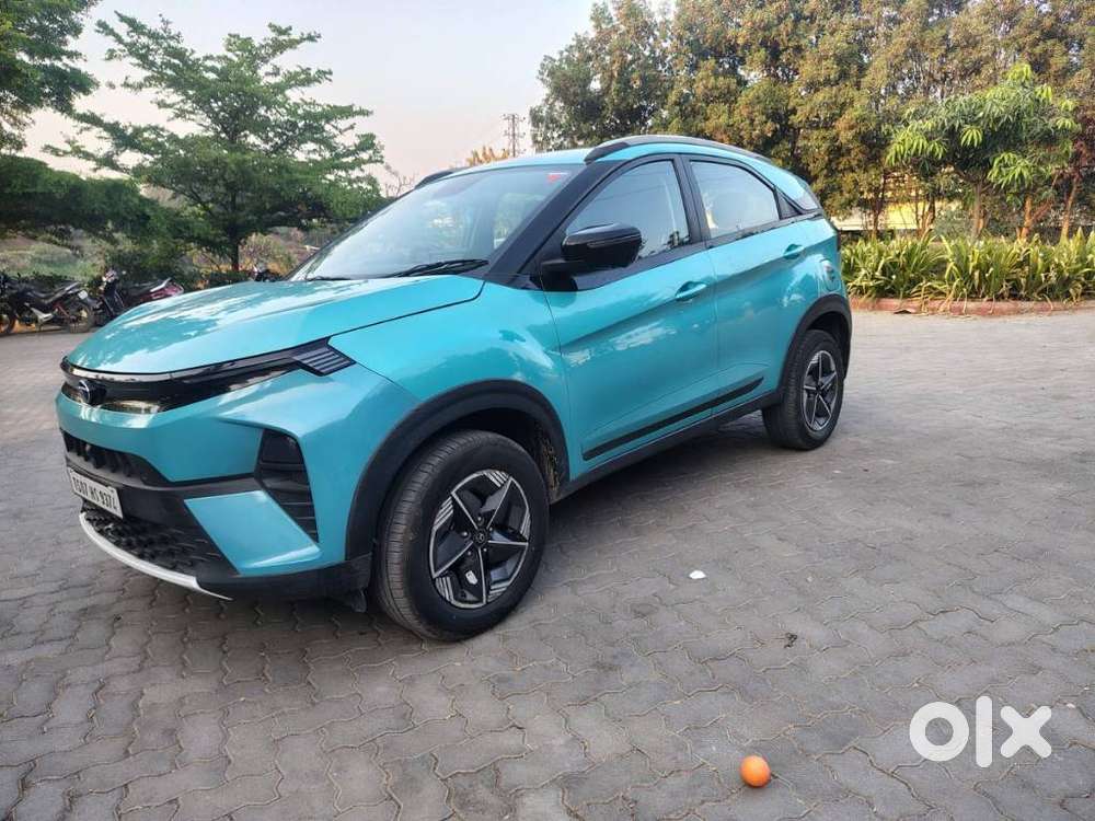 Tata Nexon Creative Plus S 1.2 Revotron Petrol 6 Mt, 2023, Petrol