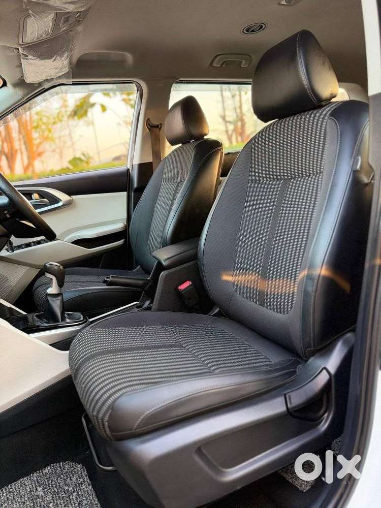 Kia Carens 1.5 Prestige 7 Str, 2023, Petrol