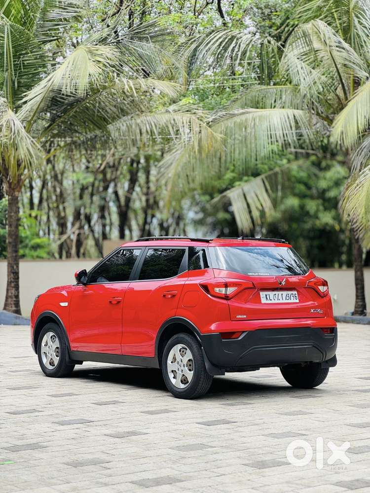 Mahindra Xuv300 W6 Amt Diesel, 2023, Diesel