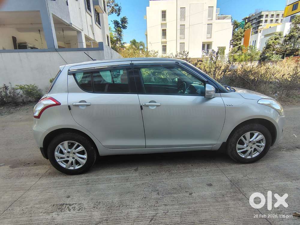 Maruti Suzuki Swift Zxi, 2012, Petrol