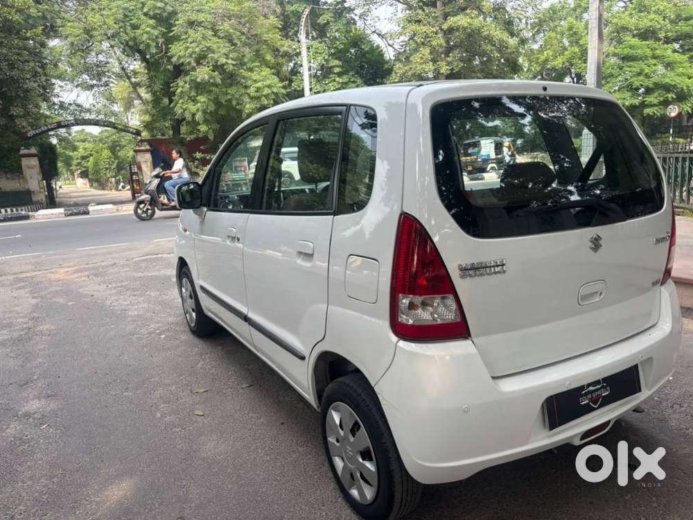 Maruti Suzuki Zen Estilo Vxi Bsiv, 2010, Petrol