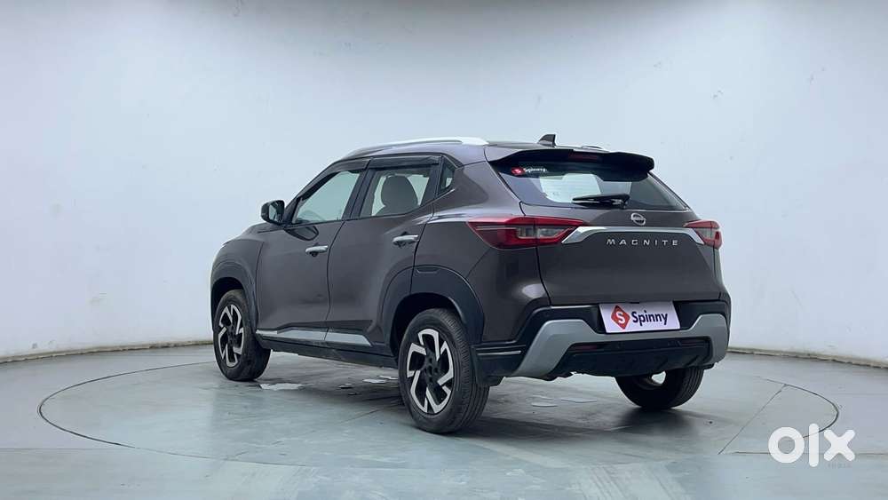 Nissan Magnite 1.0 Xv, 2023, Petrol