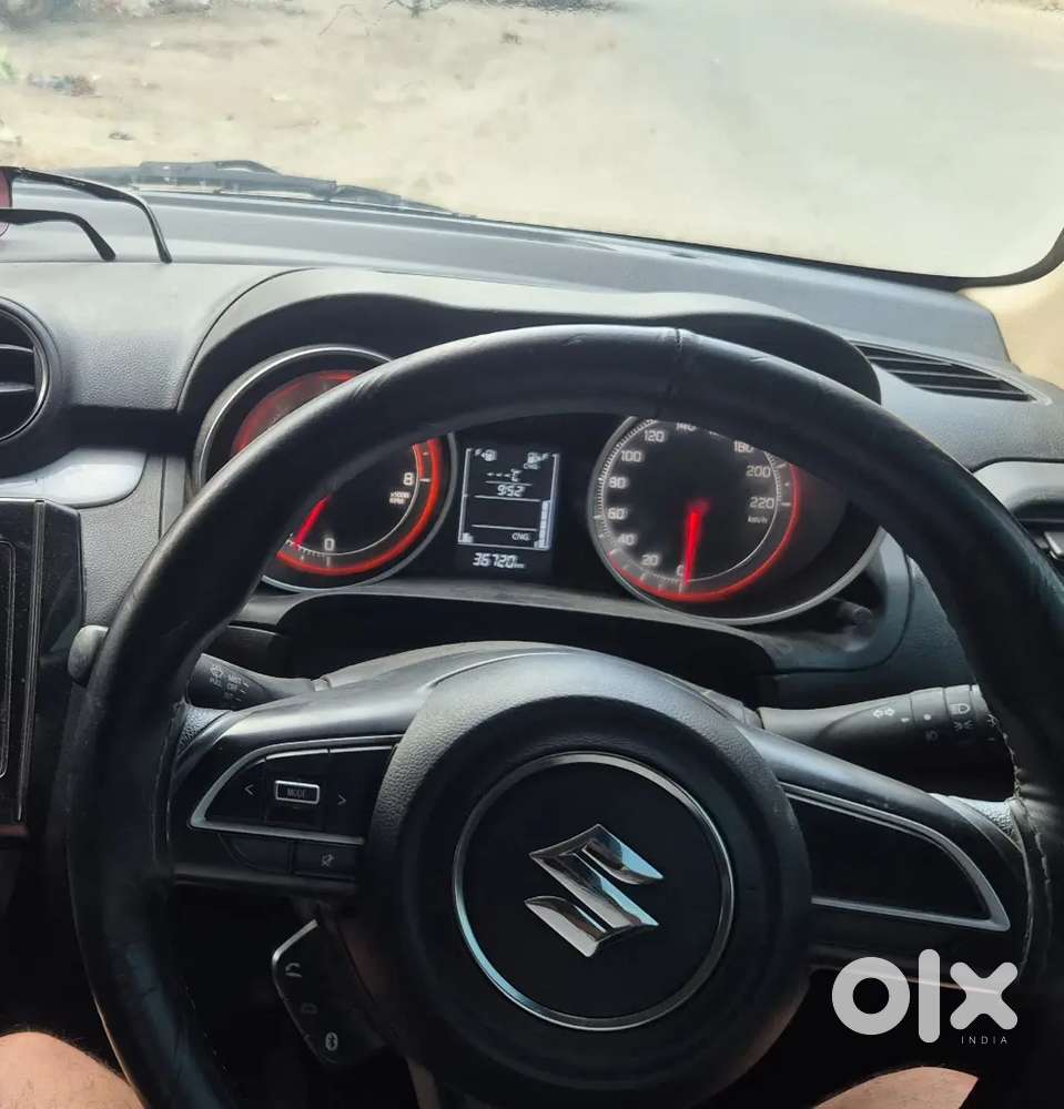 2024 Maruti Swift Zxi Cng Manual 39700 Km Driven