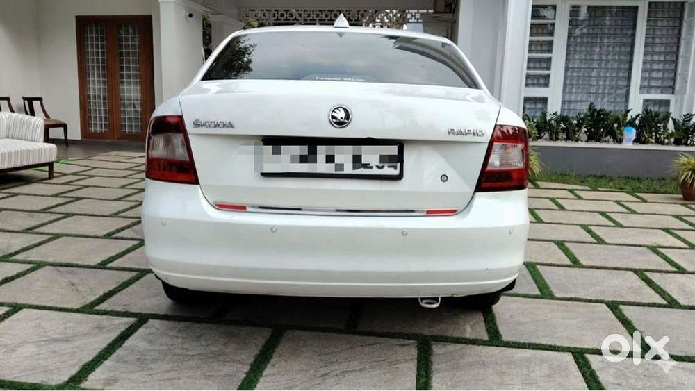 Skoda Rapid 1.5 Tdi At Elegance, 2016, Diesel