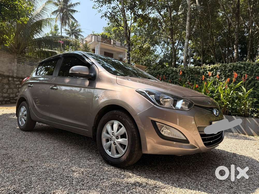 Hyundai I20 Petrol Manual 2012