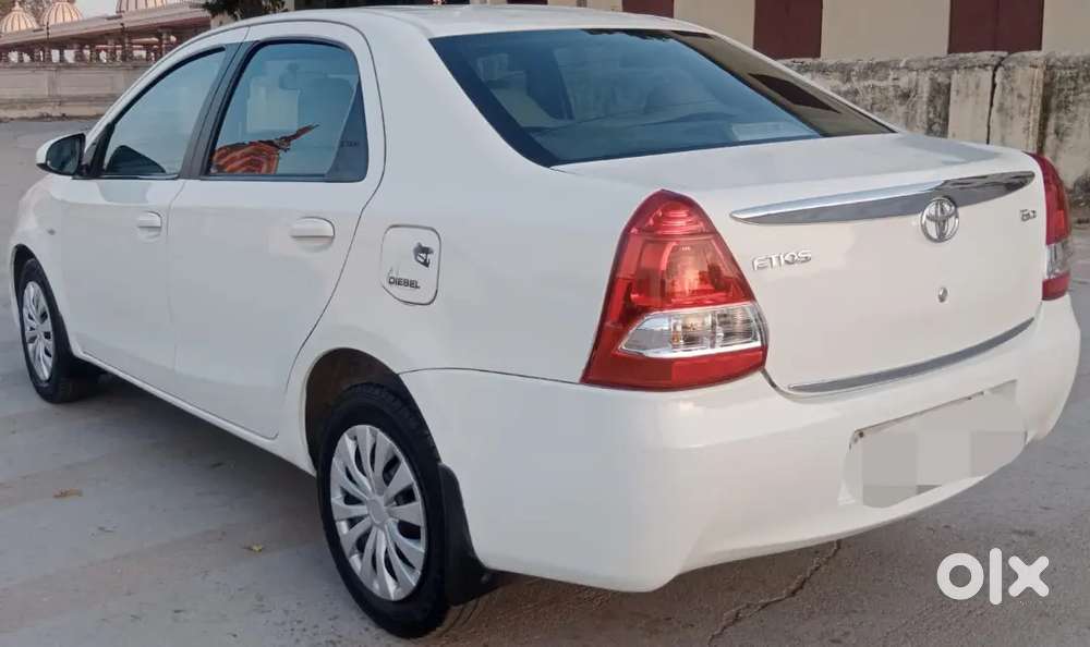 Toyota Etios 2015 Diesel Well Maintained